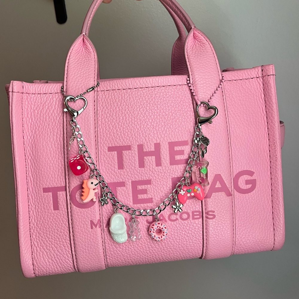 Pink purse charm 💖